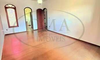 Imagem 7: Casa para Locação em Macaé, Centro, 4 dormitórios, 1 suíte, 4 banheiros, 2 vagas