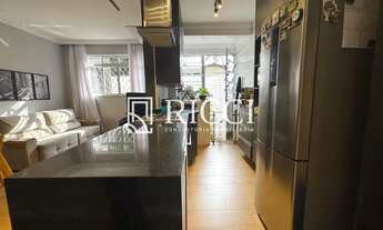 Imagem 4: Apartamento totalmente reformado com 2 quartos, 1 banheiro e 69,00 m2 de área