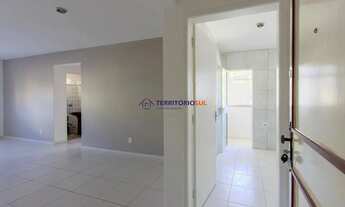 Imagem 2: Apartamento de 02 dormitórios, banheiro social e lavabo. Vista panorâmica, cozinha ampla e