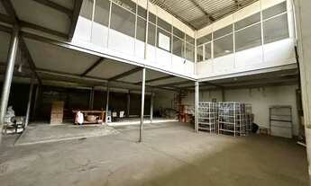 Imagem: Comercial para locação em rua pública