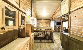 Imagem 7: Casa em Rodeio no bairro Kaspereit, com amplo terreno e área de festas