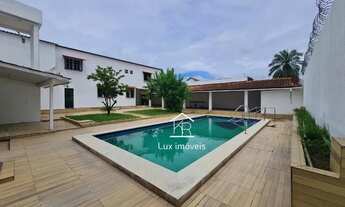 Imagem 6: Le Village Blanc / 400m2 / 5 quartos / área gourmet e piscina