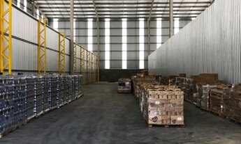 Imagem 2: Galpão com 768 metros em condominio com doca