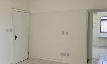 Imagem 3: Apartamento cim 2 quartos a venda no Caminho das Árvores