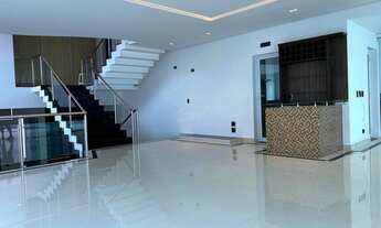 Imagem 3: Casa para venda com 536m²,4 suítes, 5 vagas, piscina e área de lazer no Residencial Vila S