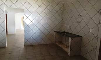 Imagem 6: Casa para venda tem 450 metros quadrados com 4 quartos