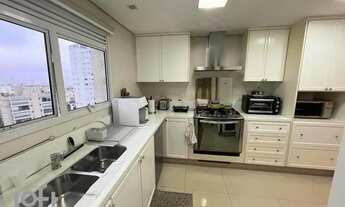 Imagem 2: Apartamento à venda em Chácara Klabin com 216 m², 3 quartos, 3 suítes, 4 vagas