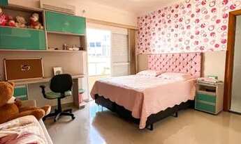 Imagem 2: Sobrado alto padrão