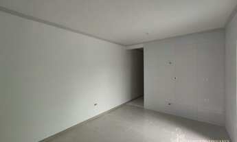 Imagem 6: Móveis novos no Parque Agari