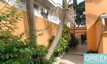 Imagem 5: Sobrado com 185m² de área total e 165m² de área construída. 3 quartos sendo 1 suíte. Churr