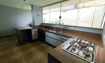 Imagem 7: Casa residencial para locação 700m³, 4 quartos, sala com lareira, churrasqueira, 4 vagas