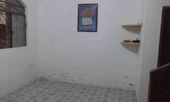 Imagem 3: Sobrado com barracão nos fundos