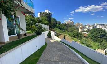 Imagem 4: Casa para venda com 352 metros quadrados com 4 quartos em Centro - Pato Branco - PR