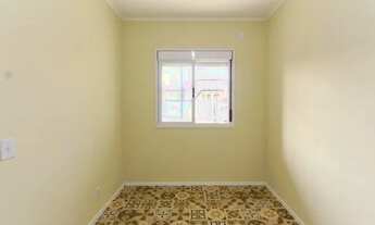 Imagem 6: Casa com 2 Quartos para Alugar em Cachoeirinha com 30m²