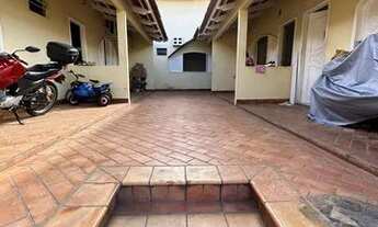 Imagem 2: Condomínio com 7 Apartamentos