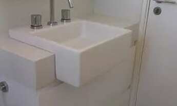 Imagem 2: Apartamento para venda tem 78 metros quadrados com 3 quartos em Capoeiras - Florianópolis