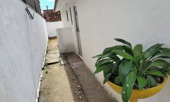 Imagem 7: Casa de condomínio térrea para aluguel possui 80 metros quadrados com 3 quartos