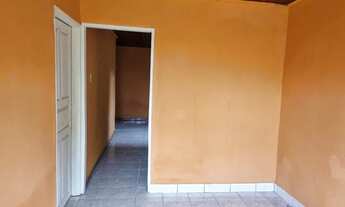 Imagem 2: Alugo CASA em Excelente Localização