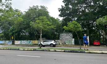 Imagem 3: LOCAÇÃO de um grande terreno na PONTA NEGRA, na principal