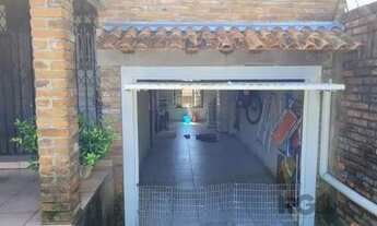 Imagem 3: PORTO ALEGRE - Casa Padrão - Nonoai