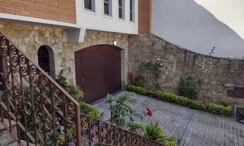 Imagem 2: RESIDÊNCIA TÉRREA , AMPLA , ÓTIMA SEGURANÇA , 4 DORMITÓRIOS ( SENDO 2 SUÍTES ) SALA PARA 3