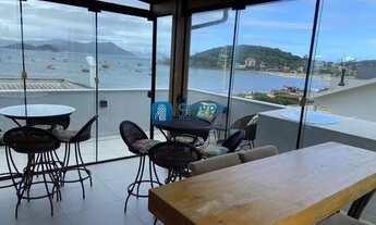 Imagem: WE)Cobertura com vista mar na Praia da Pinheira