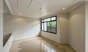 Imagem 4: Sobrado à venda no Condomínio Deltaville I  área gourmet com piscina e 2 suítes com close