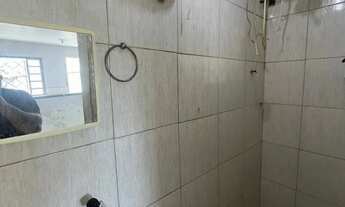 Imagem 2: ALUGO QUITINETE EM QUINTINO (próximo a rua VITAL