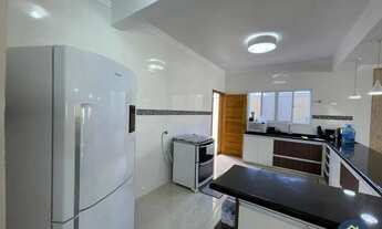 Imagem 10: Casa de alto padrão, com 5 suítes, 261,92 M² de área útil, piscina, churrasqueira, no Flór