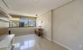 Imagem 2: Apartamento semimobiliado para alugar no Auxiliadora com 2 quartos (1 suíte