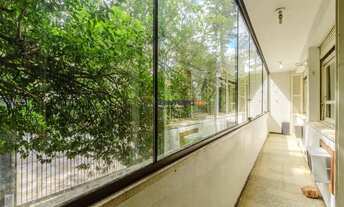 Imagem 3: Apartamento com 3 quartos e 124m² à venda em Petrópolis, Porto Alegre. Rua Coron