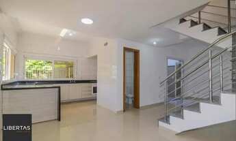 Imagem 2: Casa em condomínio com churrasqueira, terraço, no bairro Partenon