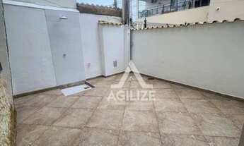 Imagem 3: Casa com 2 dormitórios à venda, 105 m² por R$ 380.000,00 - Centro - Macaé/RJ