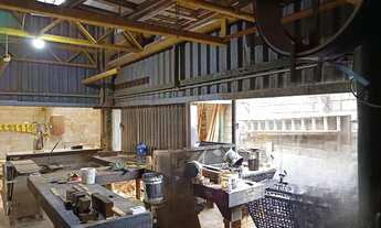 Imagem 4: Galpão com salas comerciais no jaguaré São Paulo com 400 mts2. de área construida E 530 mt