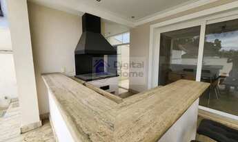 Imagem 4: Linda casa semi mobiliada com 4 suites, lazer com piscina e churrasqueira no Centro de Alp