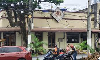 Imagem 4: Ponto Comercial de Esquina a Venda medindo 14x30 (420m2) na 9 de Janeiro com Caripunas - B