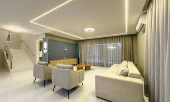 Imagem 6: Sobrado para venda tem 425 metros quadrados com 5 quartos em Cararu - Eusébio - CE