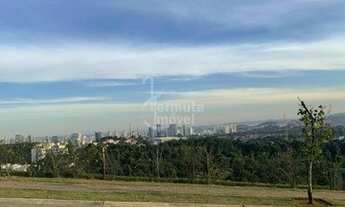 Imagem 3: Terreno para venda com 525m², vista permanente e projeto aprovado no Tamboré 10 em Tamboré