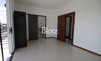 Imagem 7: Casa de condomínio sobrado para venda possui 270 metros quadrados com 4 quartos