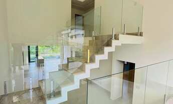 Imagem 4: Linda casa para venda vista mata com 318 metros com 5 quartos em Jardins Nápoles - Senador