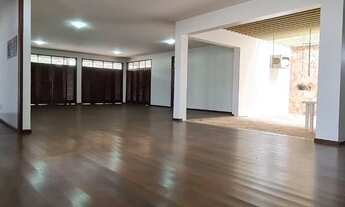 Imagem 6: Vendo mansão no olho D água com 1.600 m2 de área total ao lado da Avenida Litorânea