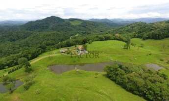 Imagem 3: Sítio bem localizado em Blumenau/ SC
