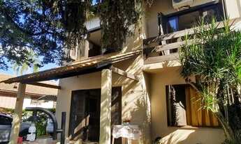 Imagem: Sobrado para venda com 3 quartos em Centro