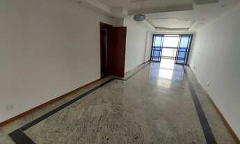 Imagem 4: Apartamento para venda possui 164 metros quadrados com 3 quartos de frente para o mar