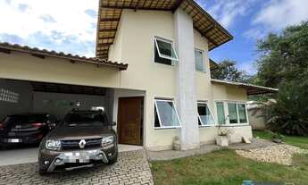 Imagem: Casa com 4 dormitórios, sendo 1 suíte