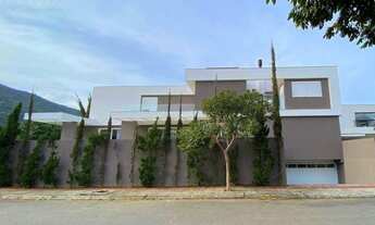 Imagem: Casa para venda tem 510 metros quadrados