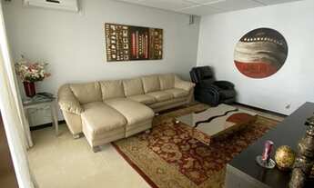 Imagem 2: Casa de condomínio sobrado para venda possui 400 metros quadrados com 4 quartos