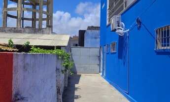 Imagem 3: Galeria com 04 lojas e 02 apartamentos em Pau Amarelo