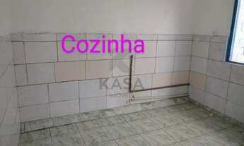 Imagem 4: Ótima casa com 01 dormitório, sala de estar, cozinha e banheiro social...