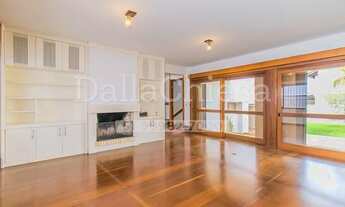 Imagem 3: EXCLUSIVIDADE Casa Térrea 315 m² 3 dorm + gabinete Terreno c/26 m de frente e 41 m de fren